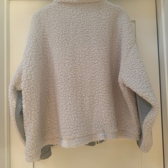 Fleece and Denim Combo Oversized Jacket - New, size Small - Picture 5 of 8